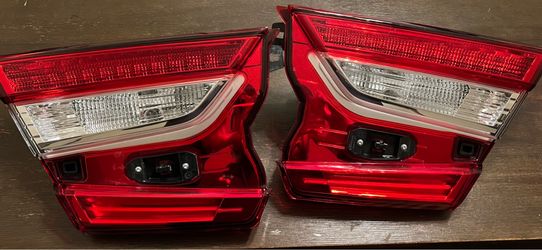 2018-2022 Honda Accord Driver and Passenger Side, Inner Halogen Tail Light,
