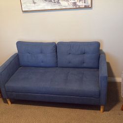 New Love Seat