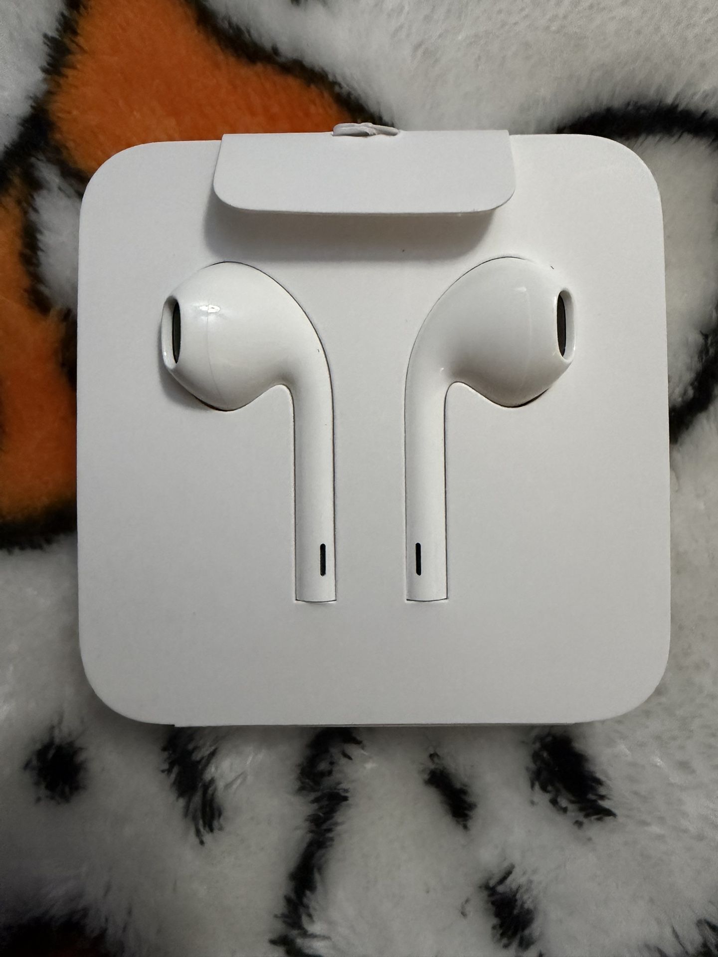 Apple Headphones Wired Lightning Connector