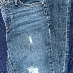 Women’s Levi’s Jeans 