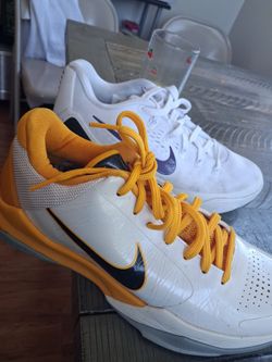 Kobes shoes