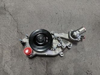 Water pump GM