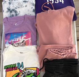 Women’s Nike NEW Top Mixed Items Bundle 8 Items