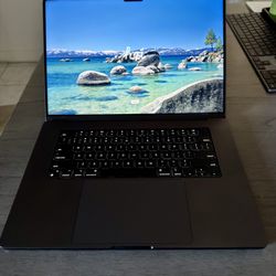 MacBook Pro 16” M3 Pro 2023