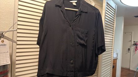 Black Short Sleeve Blouse