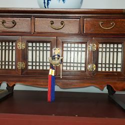 Asian Art & Antiques Table