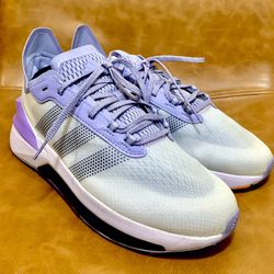 ADIDAS BOOST BOUNCE 💥BRAND NEW💥(great SHAPE & CONDITION:10/10)