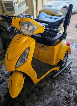 EWheels EW 36 3 Wheel Electric Mobility Scooter