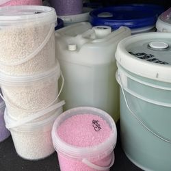 Laundry Detergent/ Dish Soap/ Car Wash Soap/ Fabric Softener/ Degreaser/ Bleach/ Scent Booster Beads/ Pods 