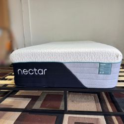 NECTAR Premier Hybrid Twin XL Mattress- Delivery Available 
