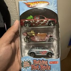 Hot Wheels Silverado Holiday 3 Pack 