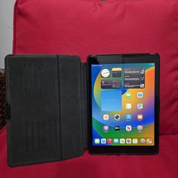 Ipad 8th Generation  128gb IOS 26