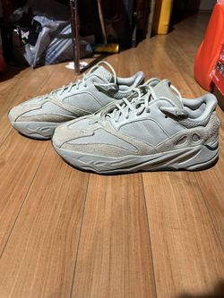 Yeezy Boost 700 Salt