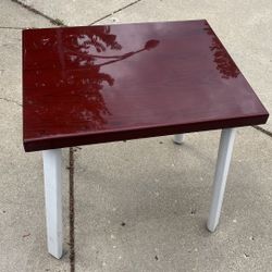 Red Burgundy Wood Small Table With White Wooden Legs. 
