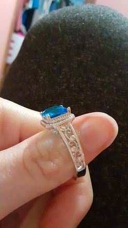 Beautiful ring size 9