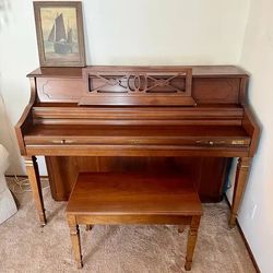 Vintage Wurlitzer Upright Piano w/Bench