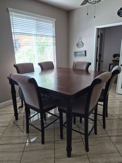 Dining table with 6 chairs