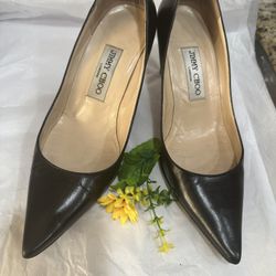 Authentic Jimmy Shoes Size 61/2 $75