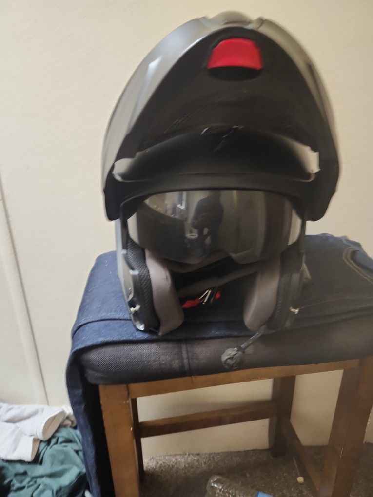 Scorpion helmet Size Large