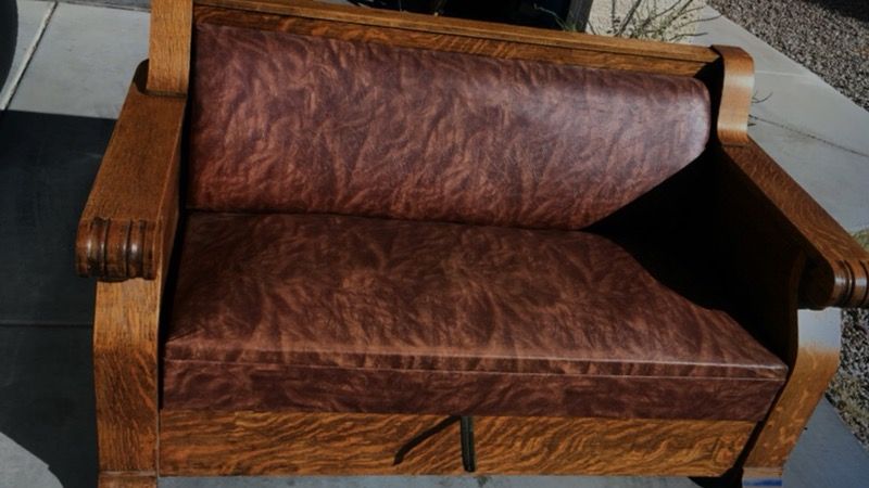 Kroehler Mfg. Co. Antique Oak Hide a bed sofa
