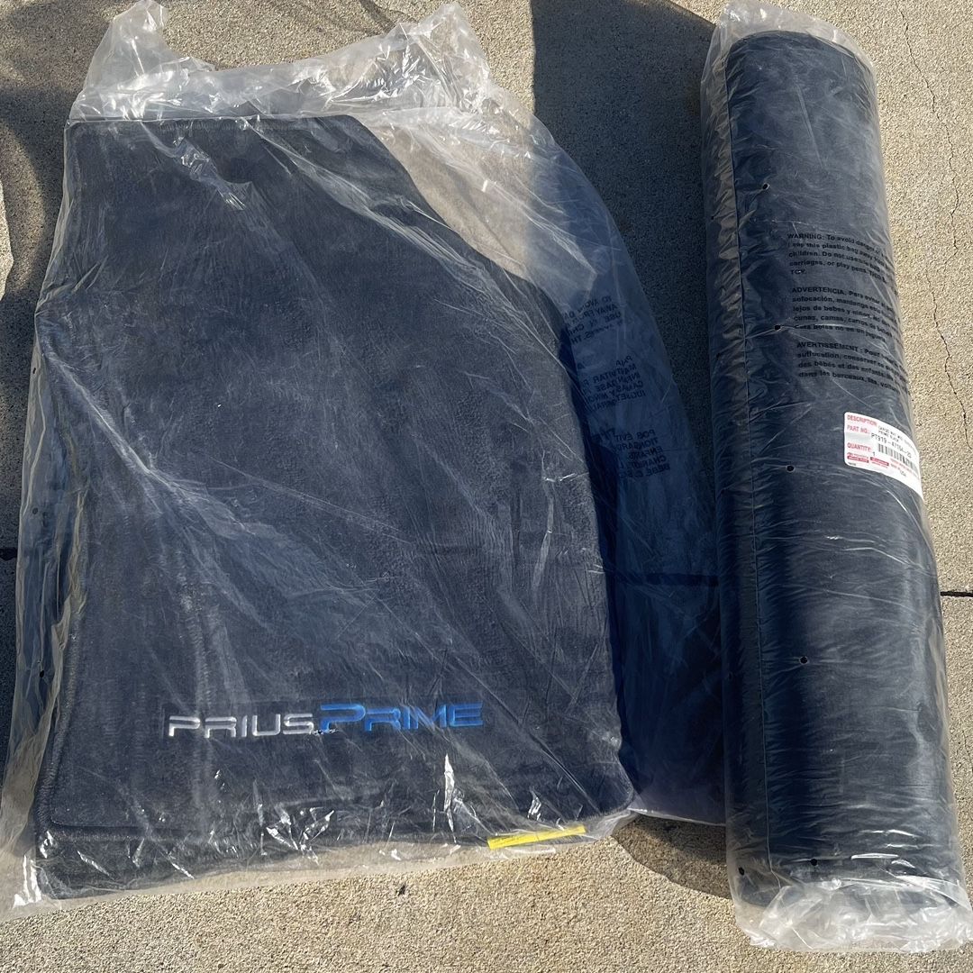 2017-2022 Prius Prime Floor Mats