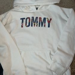 Tommy Hilfigher Girls Sweater Size 6/7
