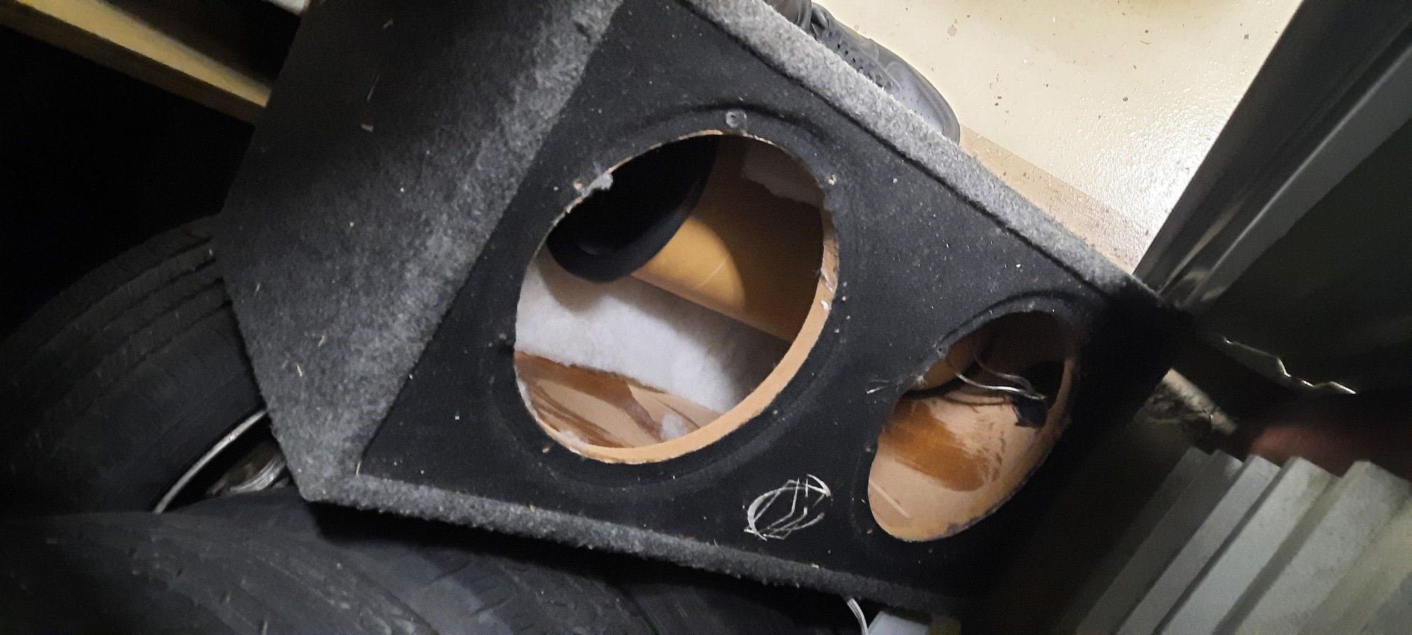 Kicker 2 10" Enclosure
