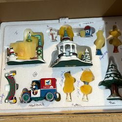 DISNEY DANBURY MINT "WINTER WONDERLAND ACCESSORIES" Christmas Xmas Vintage 