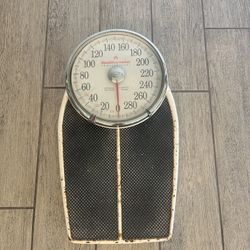 Vintage Metal Bathroom Scale 