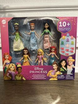 Disney Princess Princess Celebration Pack 6 Posable Dolls 10+ Pieces