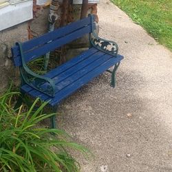 Vintage Cast Iron/Wood  Bench Blue And Green. 
