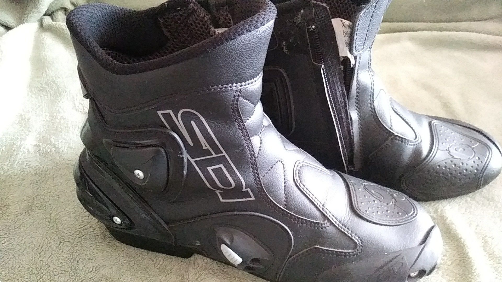 Sidi apex top