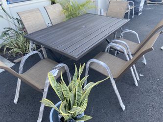 Brand New Patio Table Set 9 Pcs
