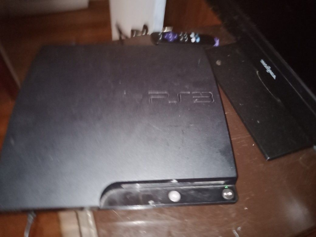 PS3 SLIM WITH ONE CONTROLLER