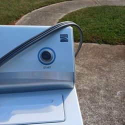 Kenmore (White)
