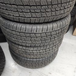 265 70 18 Tires Michelin LTX 

New Take-offs 99.9% tread 
Removed from a 2025 Tundra 

TOYOTA TUNDRA SEQUOIA TACOMA  CHEVY GMC NISSAN Ford
