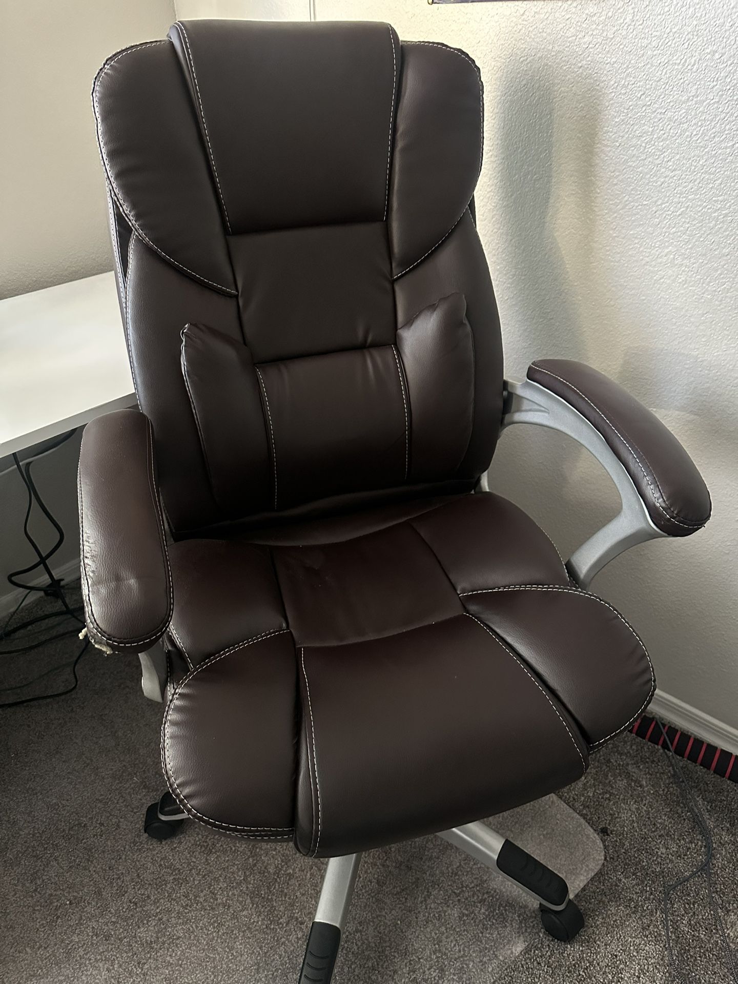 Comfortable Office Chair 