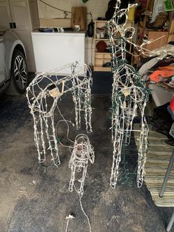 Reduced Price❣️ Three Mechanical Reindeer, Lights Included🌟🌟🌟