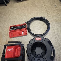 Milwaukee
M18 FUEL Cordless Drain Cleaning Sewer Sectional Machine Kit with 7/8 in. Cable with Attachments Tool-Only