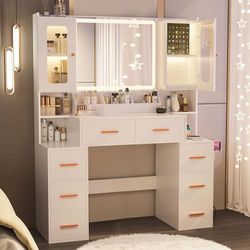 L337 $220  Vanity Desk with Mirror and Light