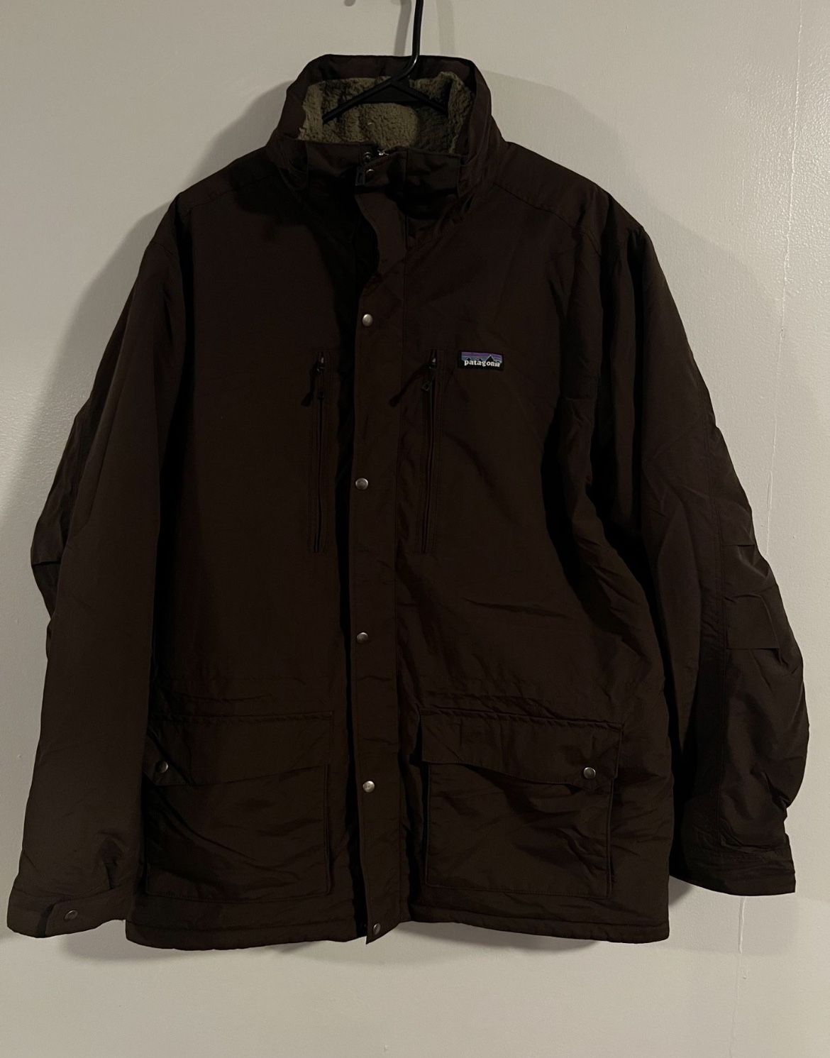 Patagonia men’s brown jacket L 