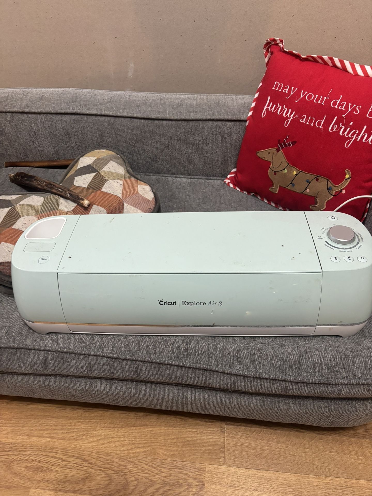 Cricut Explore Air 2 With Accessories