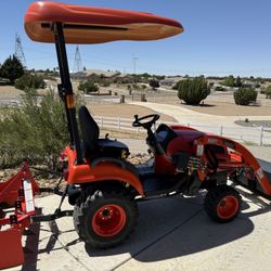 Kioti CS2210 Tractor