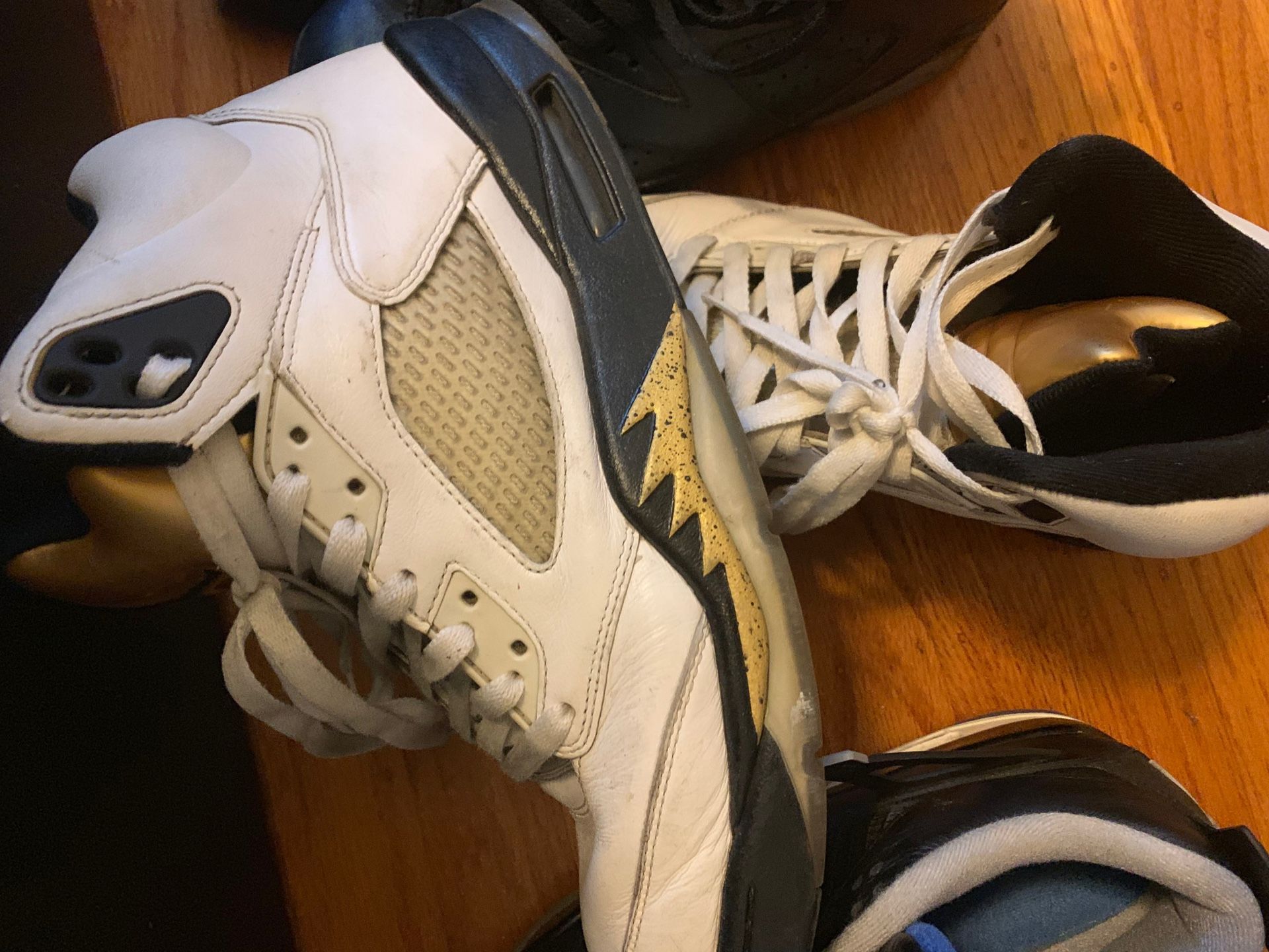 Olympic 5s Size 10 Jordan