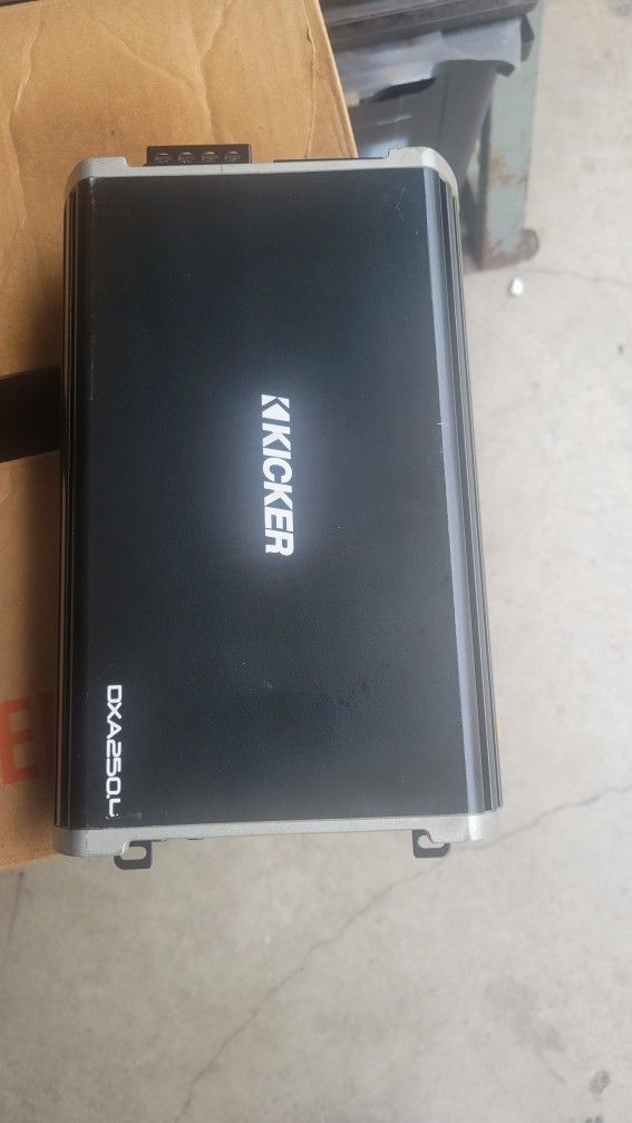 4 Channel Amp Kicker Dxa 250