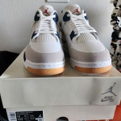 Nike SB Jordan 4