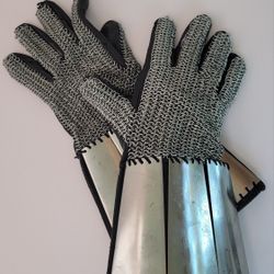 Real Chainmail Gloves with Wristguard