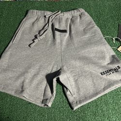 Essentials Shorts Dark Oatmeal  1:1