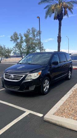 2011 Volkswagen Routon van