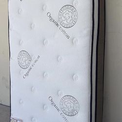 Royal Memory Foam Twin Size Set 